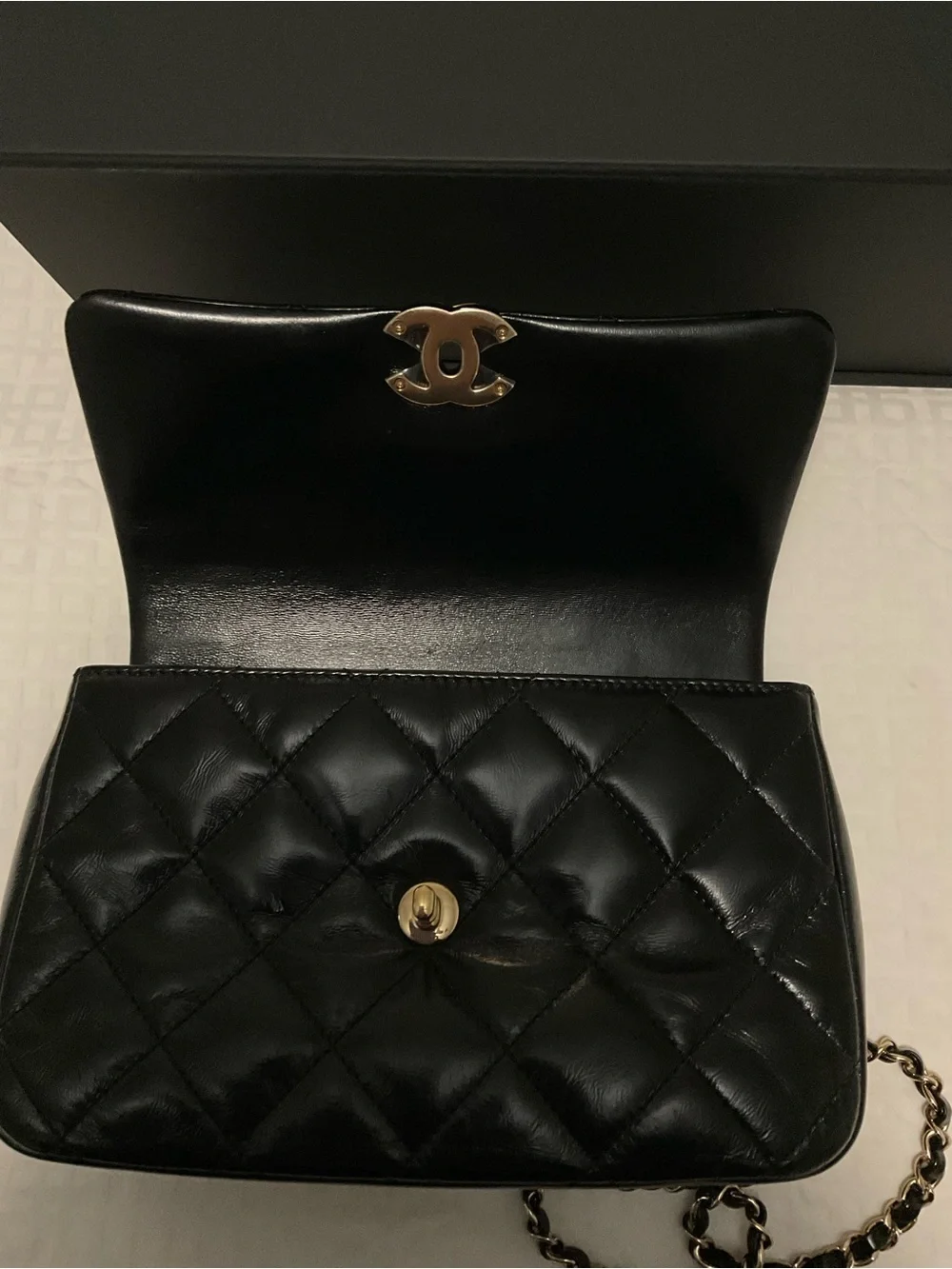 CHANEL Shiny Lambskin Quilted Flap Bag Black preloved